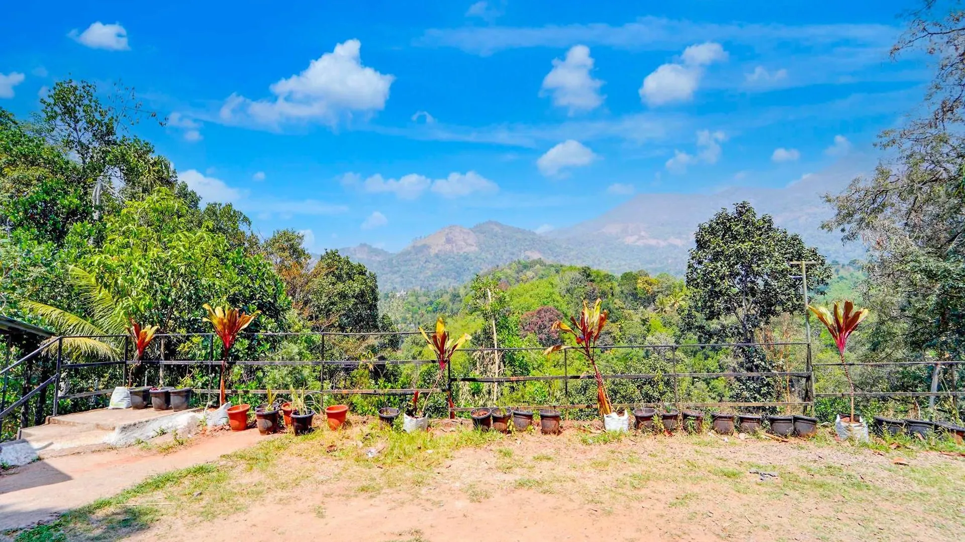 Hotel O Kunchithanny Road مونار