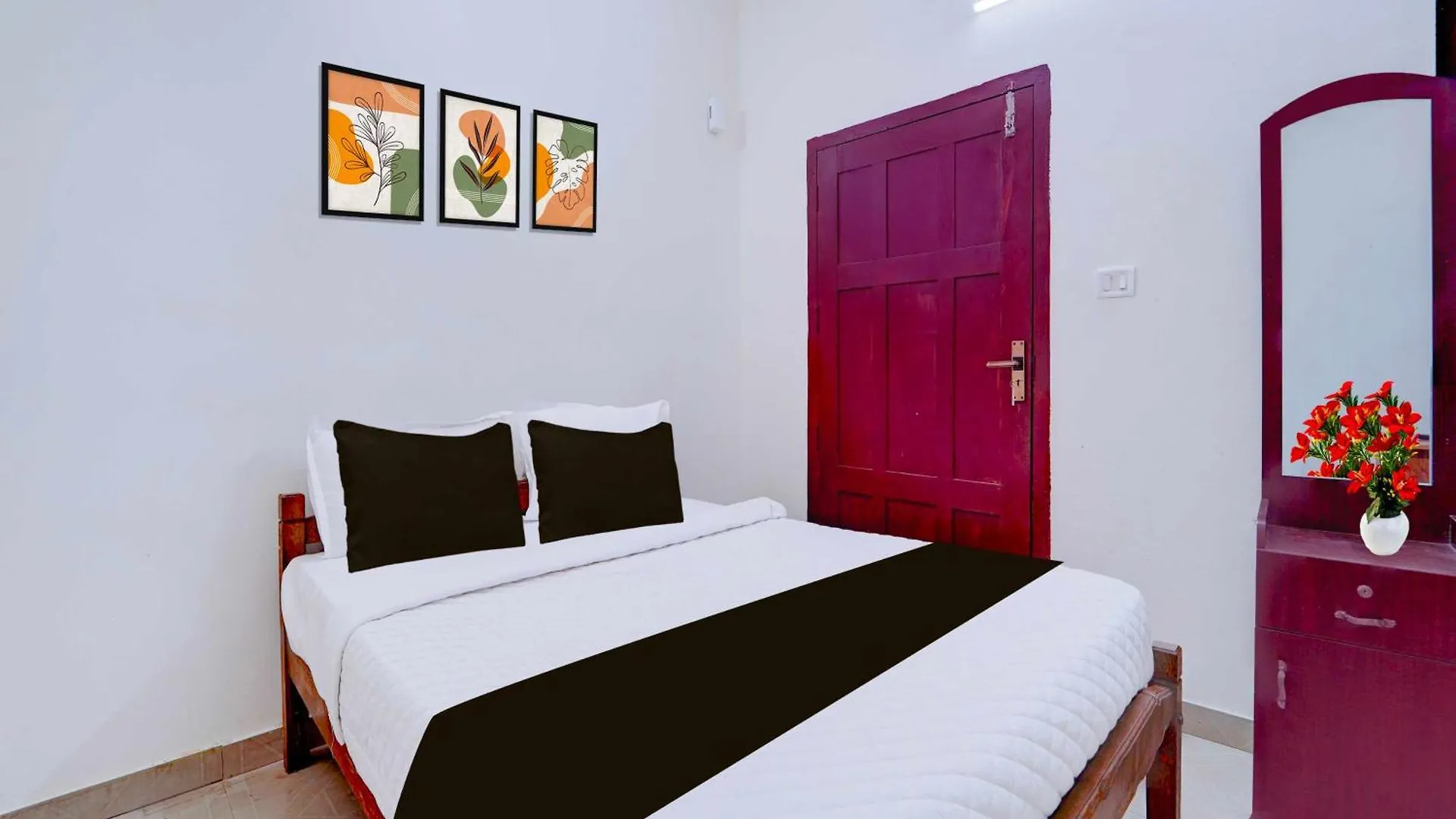 Hotel O Kunchithanny Road מונאר